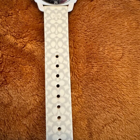 A Coach Watch Woman - Picture 6 of 6